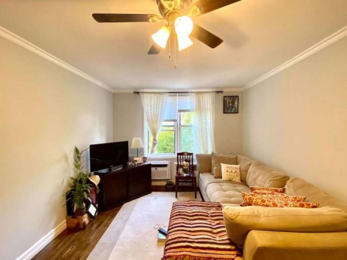 Picture of Apartment For Sale in Bronx, New York, United States