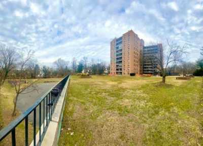 Apartment For Sale in 