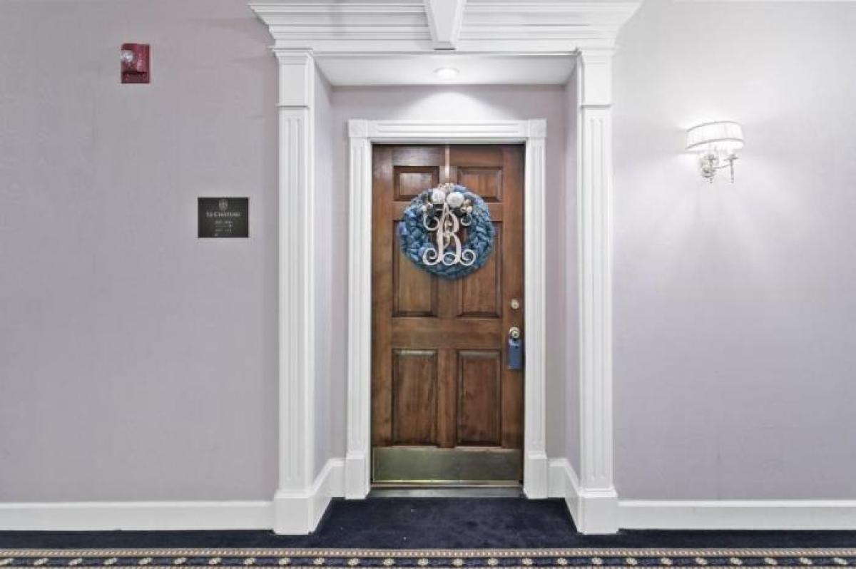 Picture of Condo For Sale in Atlanta, Georgia, United States