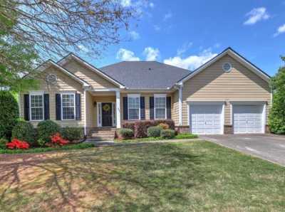 Home For Sale in Kennesaw, Georgia