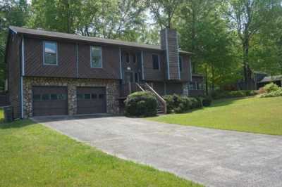 Home For Sale in Lithia Springs, Georgia