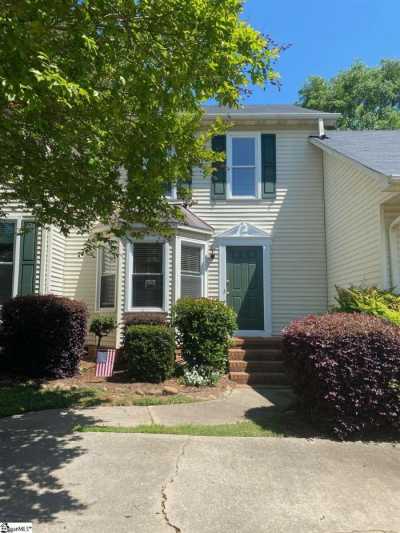 Home For Sale in Taylors, South Carolina