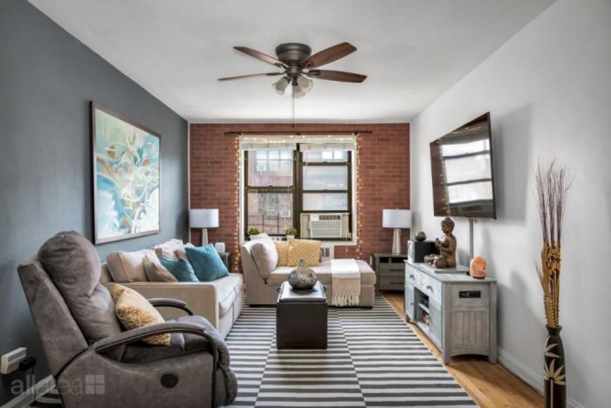 Picture of Apartment For Sale in Flushing, New York, United States