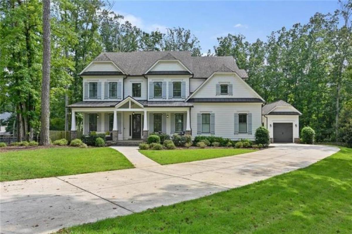 Picture of Home For Sale in Roswell, Georgia, United States