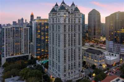 Condo For Sale in Atlanta, Georgia