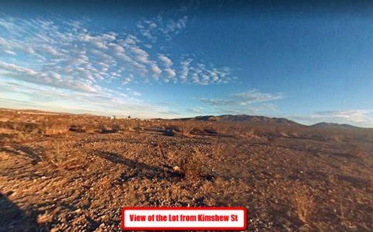 Picture of Residential Land For Sale in Apple Valley, California, United States