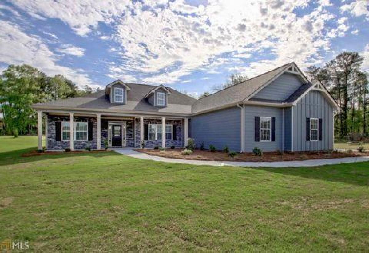 Picture of Residential Land For Sale in Senoia, Georgia, United States