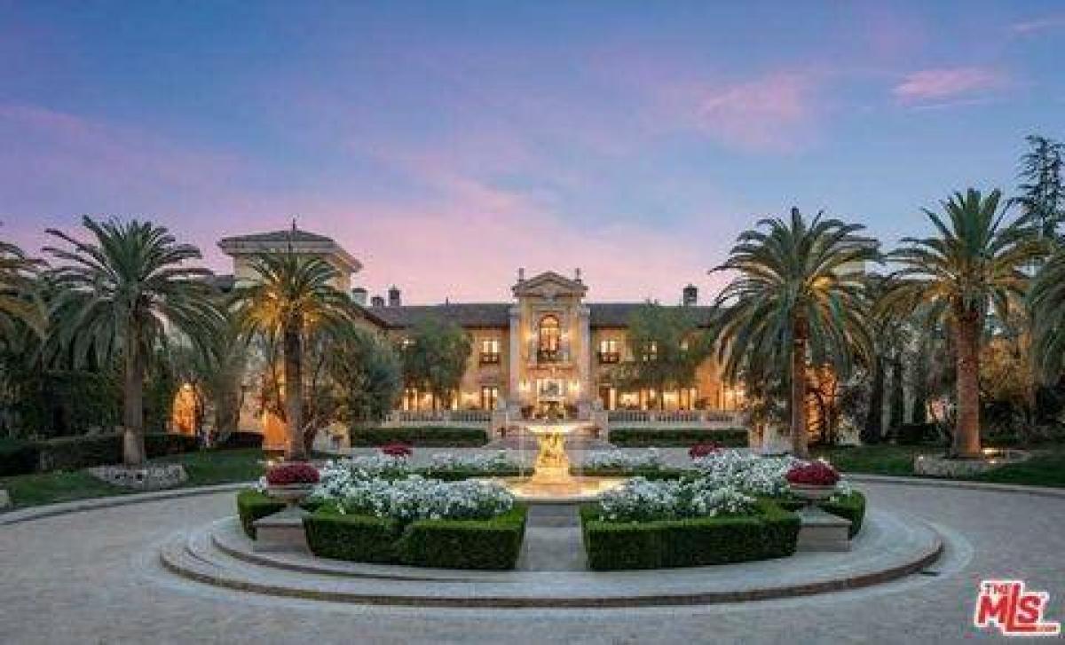 Picture of Villa For Sale in Beverly Hills, California, United States