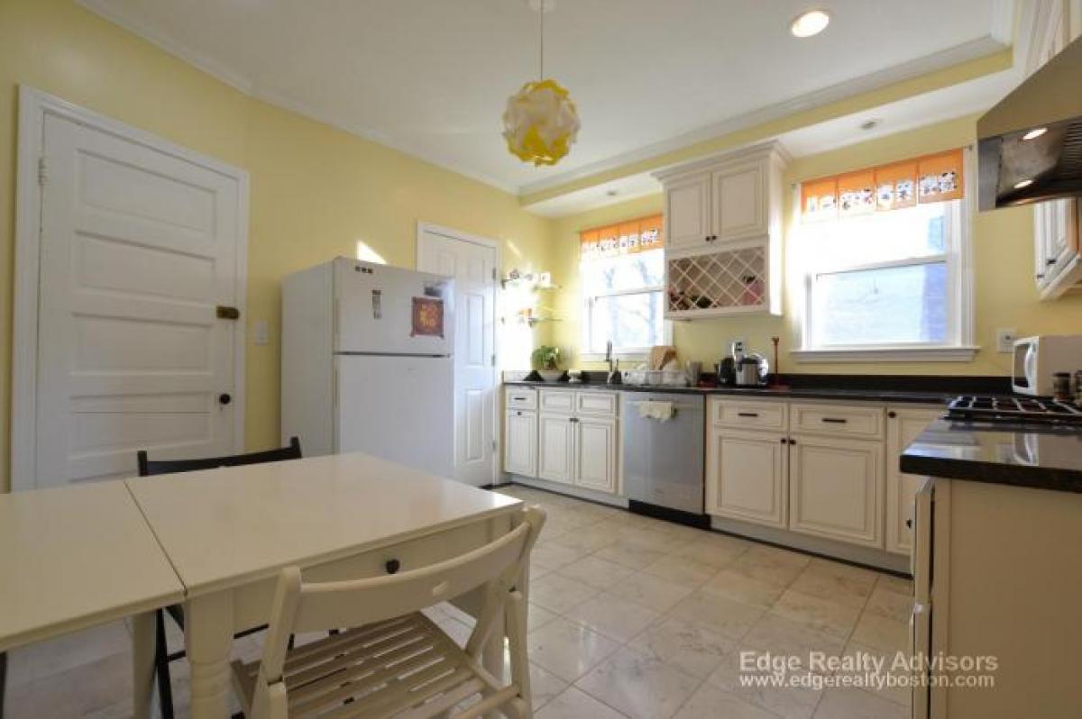 Picture of Home For Rent in Waltham, Massachusetts, United States