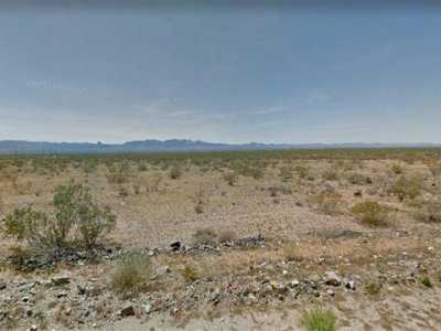 Residential Land For Sale in Golden Valley, Arizona