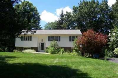 Home For Sale in Rhinebeck, New York