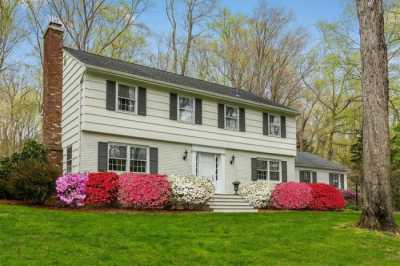 Home For Sale in Mount Kisco, New York
