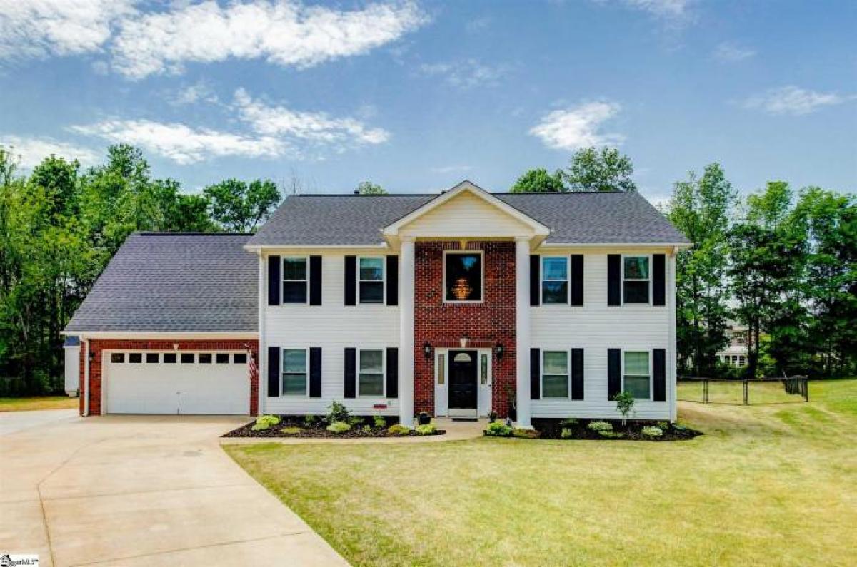 Picture of Home For Sale in Greer, South Carolina, United States