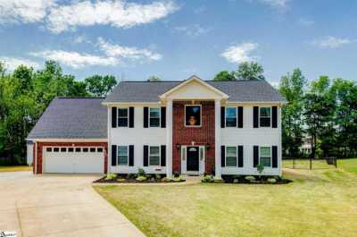 Home For Sale in Greer, South Carolina