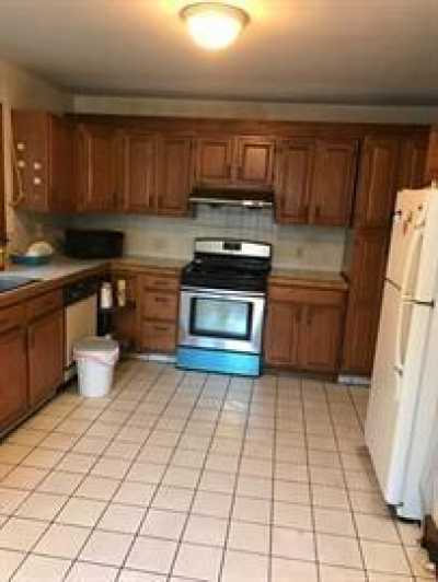 Condo For Rent in East Cambridge, Massachusetts