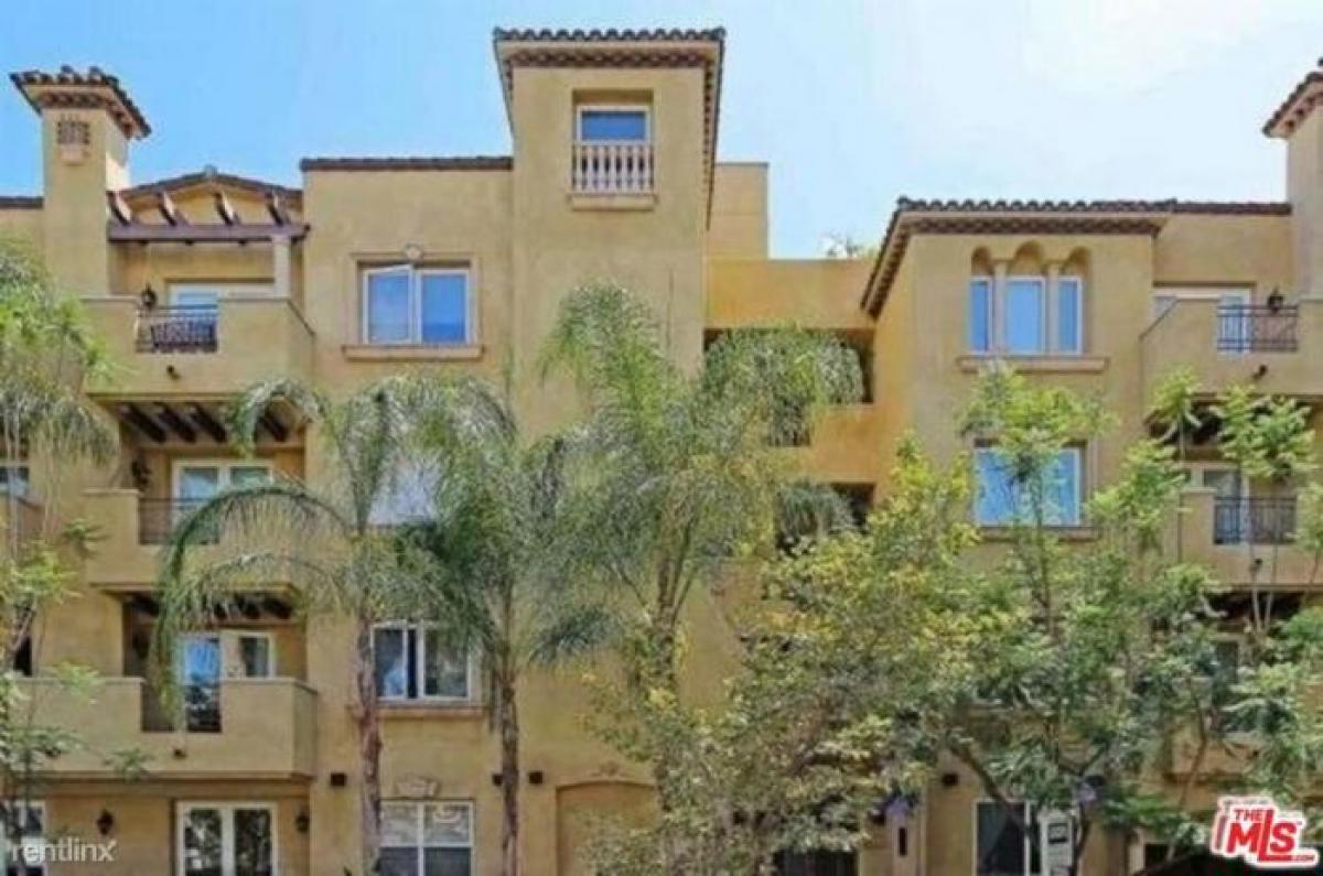 Picture of Apartment For Rent in Studio City, California, United States