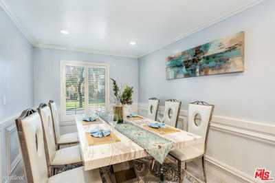 Apartment For Rent in Beverly Hills, California