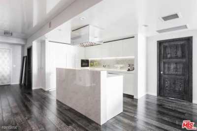 Apartment For Rent in 