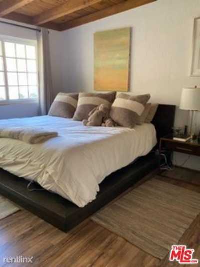 Home For Rent in Malibu, California