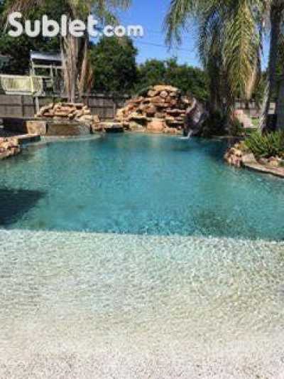 Home For Rent in Galveston, Texas