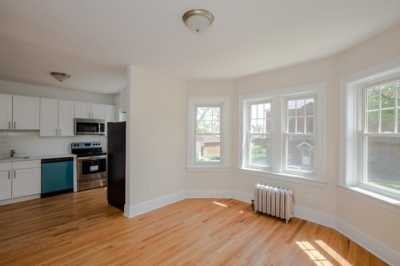 Apartment For Rent in 