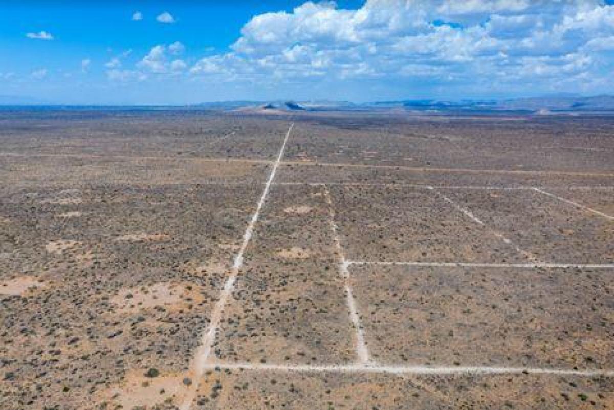 Picture of Residential Land For Sale in El Paso, Texas, United States