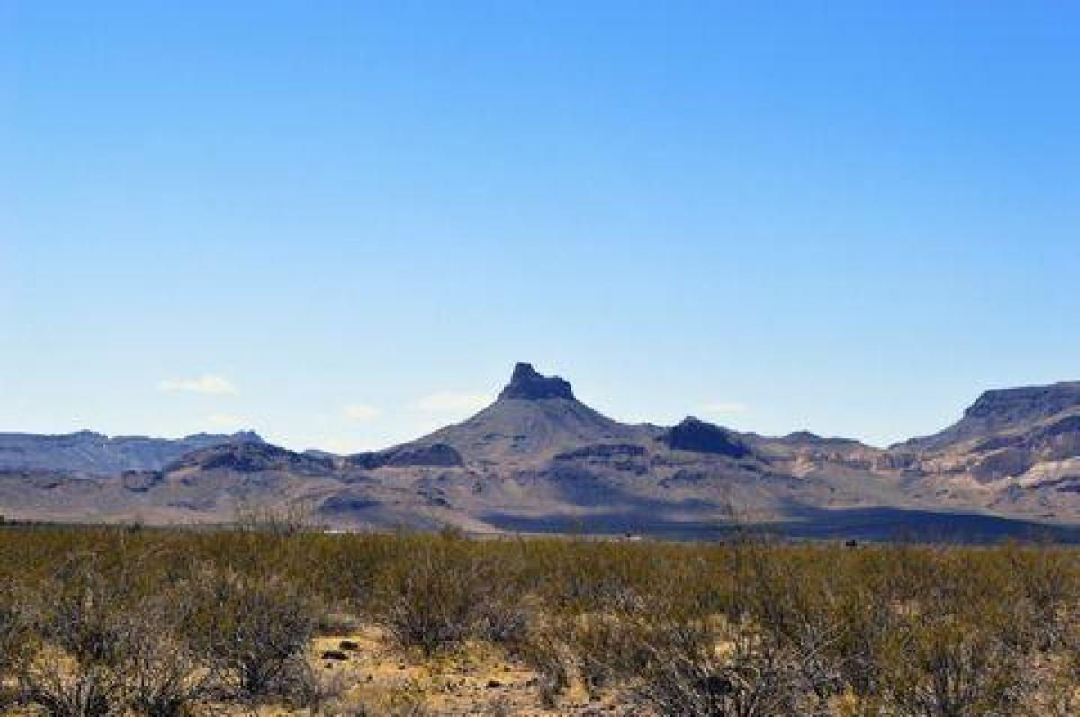 Picture of Residential Land For Sale in Golden Valley, Arizona, United States