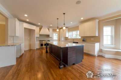 Home For Sale in Hawthorne, New York