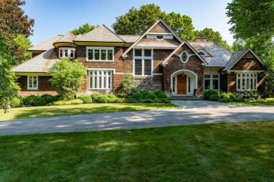 Home For Sale in Bedford Corners, New York