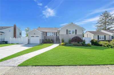 Residential Land For Sale in Seaford, New York