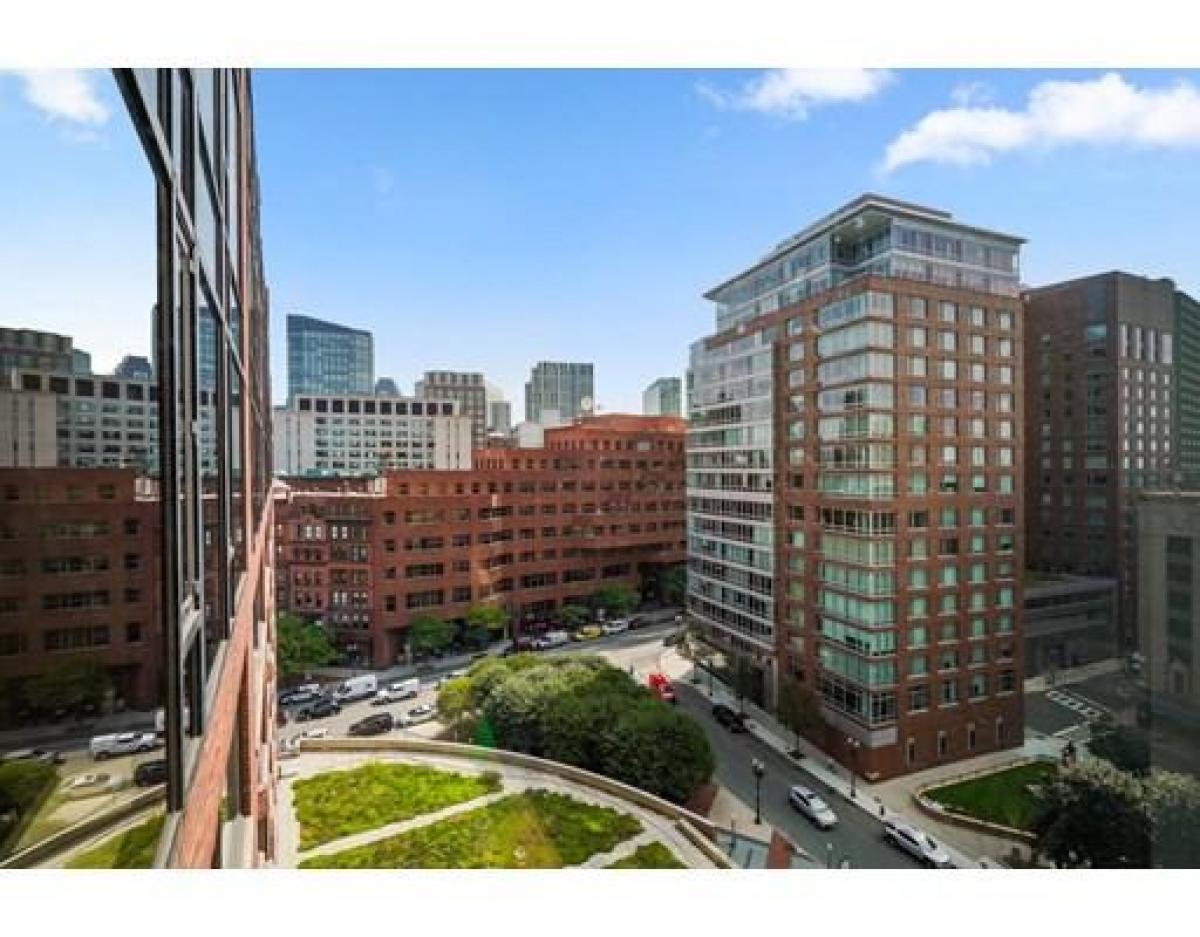 Picture of Condo For Sale in Boston, Massachusetts, United States