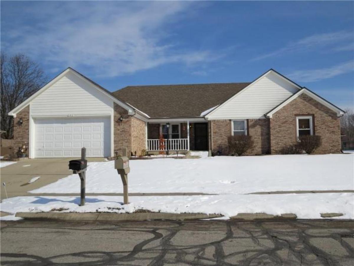 Picture of Home For Sale in Avon, Indiana, United States