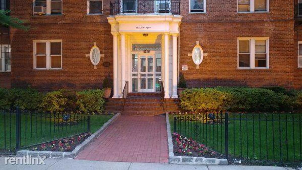 Picture of Apartment For Rent in Forest Hills, New York, United States
