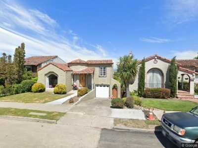 Apartment For Rent in Millbrae, California