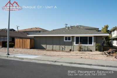 Apartment For Rent in San Mateo, California