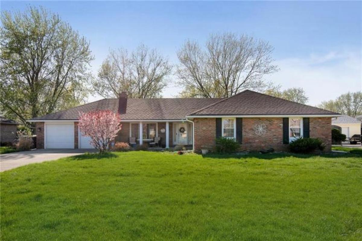 Picture of Home For Sale in Anderson, Indiana, United States