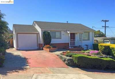 Home For Sale in Richmond, California