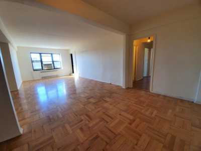 Apartment For Sale in Forest Hills, New York