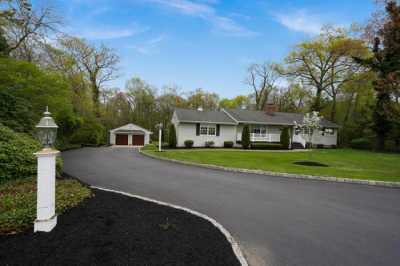 Home For Sale in Wall, New Jersey
