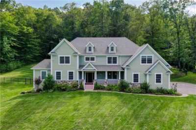 Home For Sale in Katonah, New York