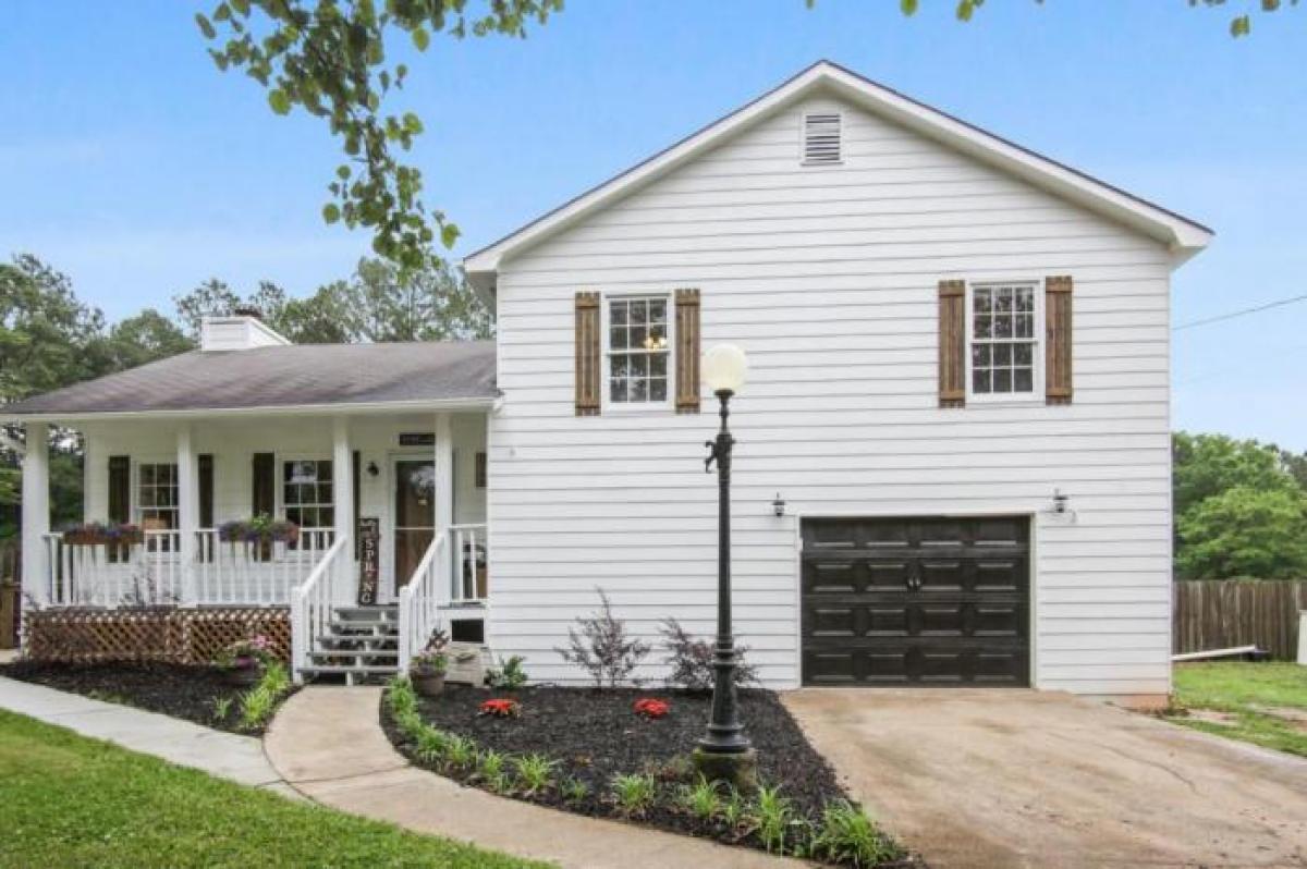 Picture of Home For Sale in Loganville, Georgia, United States