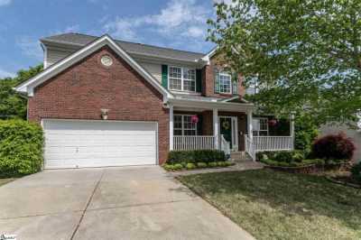 Home For Sale in Simpsonville, South Carolina
