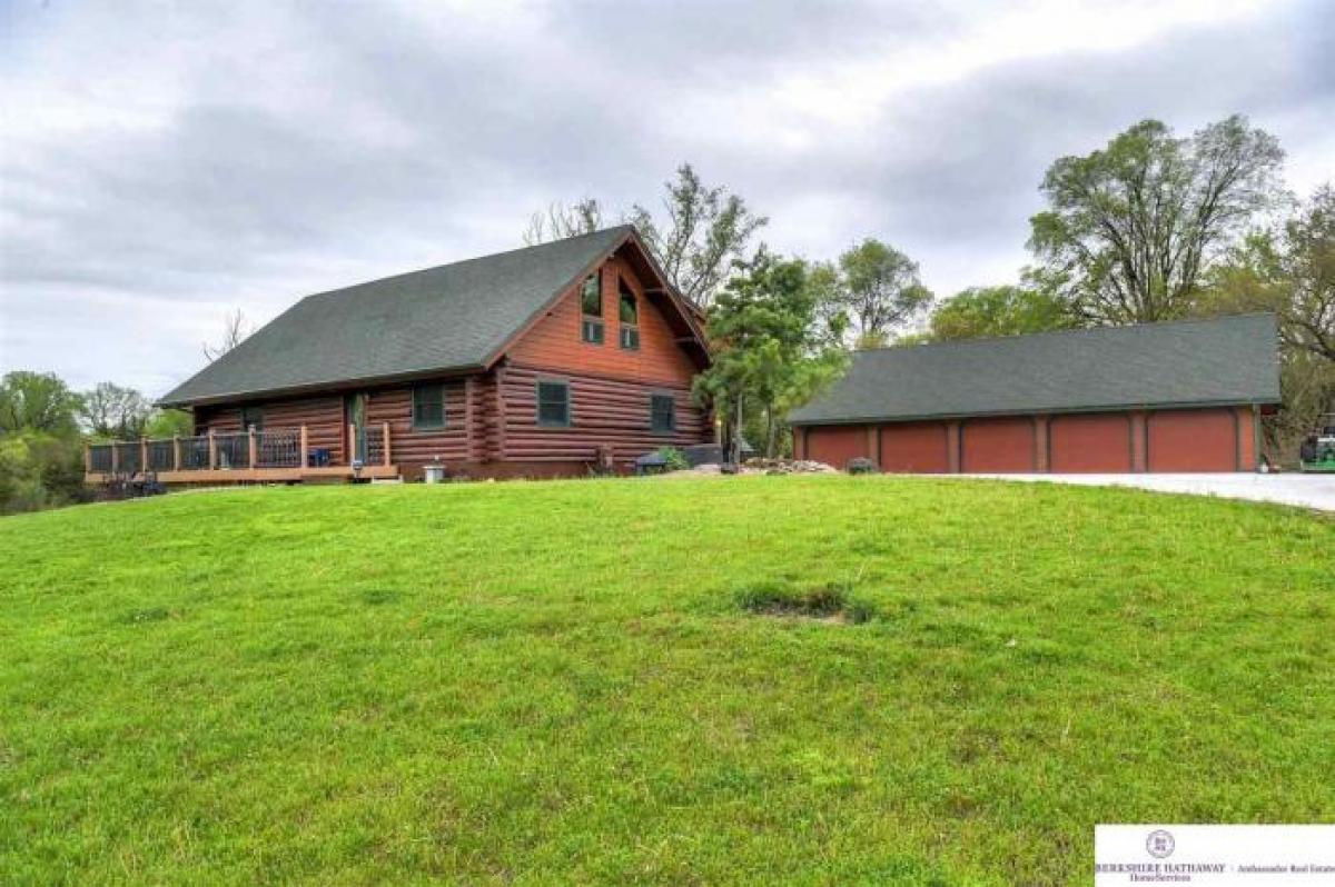 Picture of Home For Sale in Fremont, Nebraska, United States