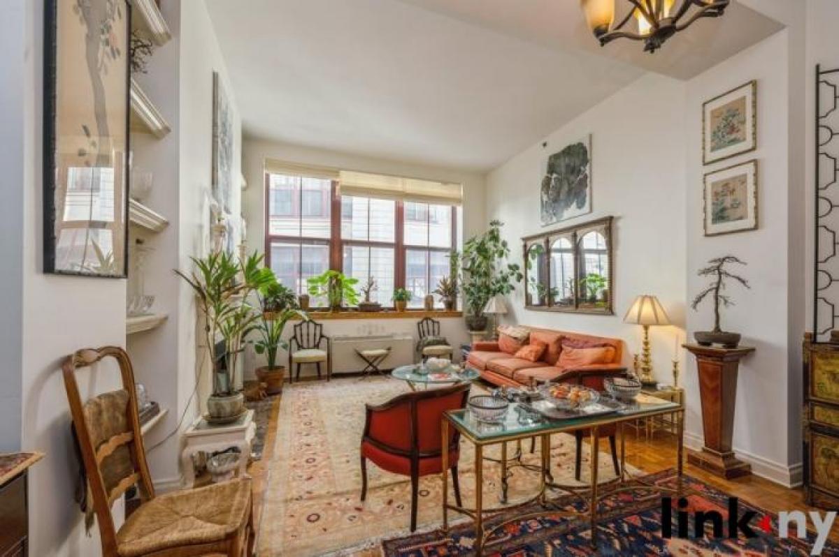 Picture of Apartment For Sale in Tuckahoe, New York, United States