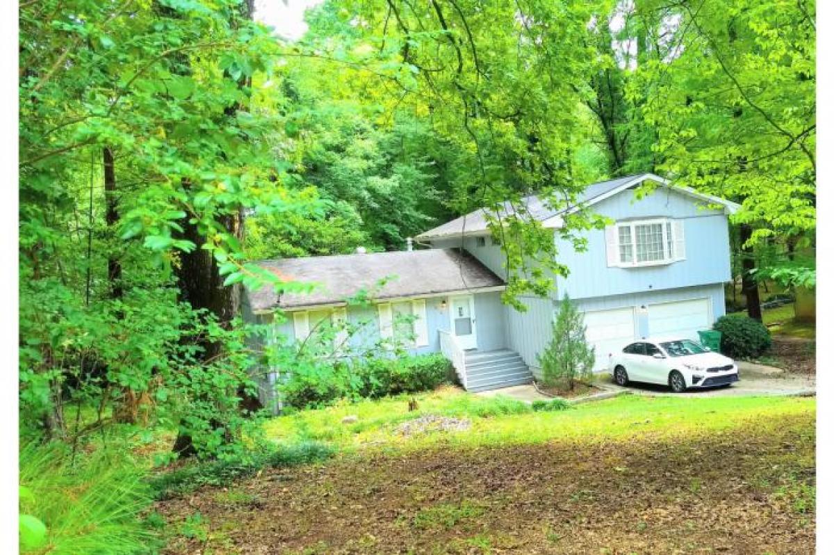 Picture of Home For Sale in Stone Mountain, Georgia, United States