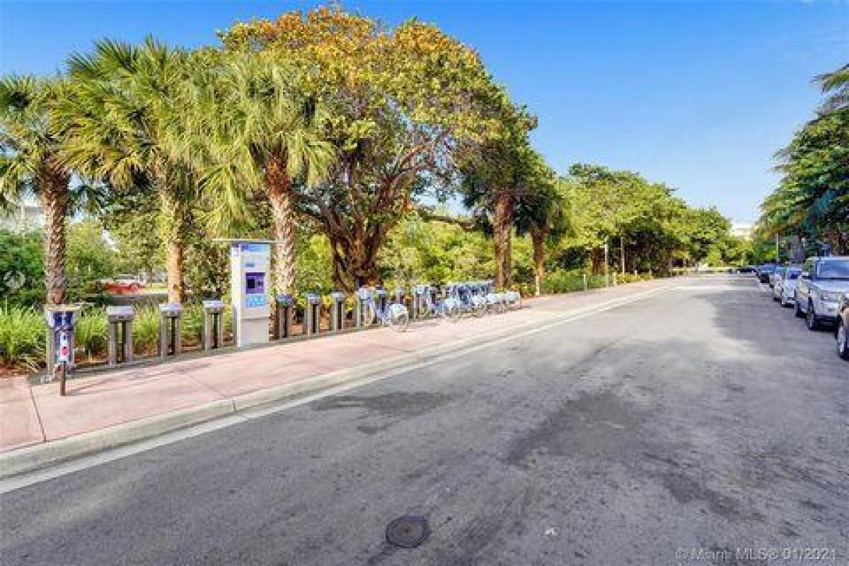 Picture of Apartment For Sale in Miami Beach, Florida, United States