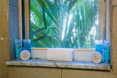 Apartment For Sale in Miami Beach, Florida