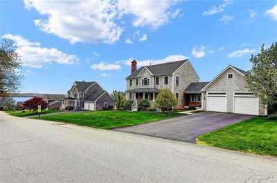 Home For Sale in Portsmouth, Rhode Island