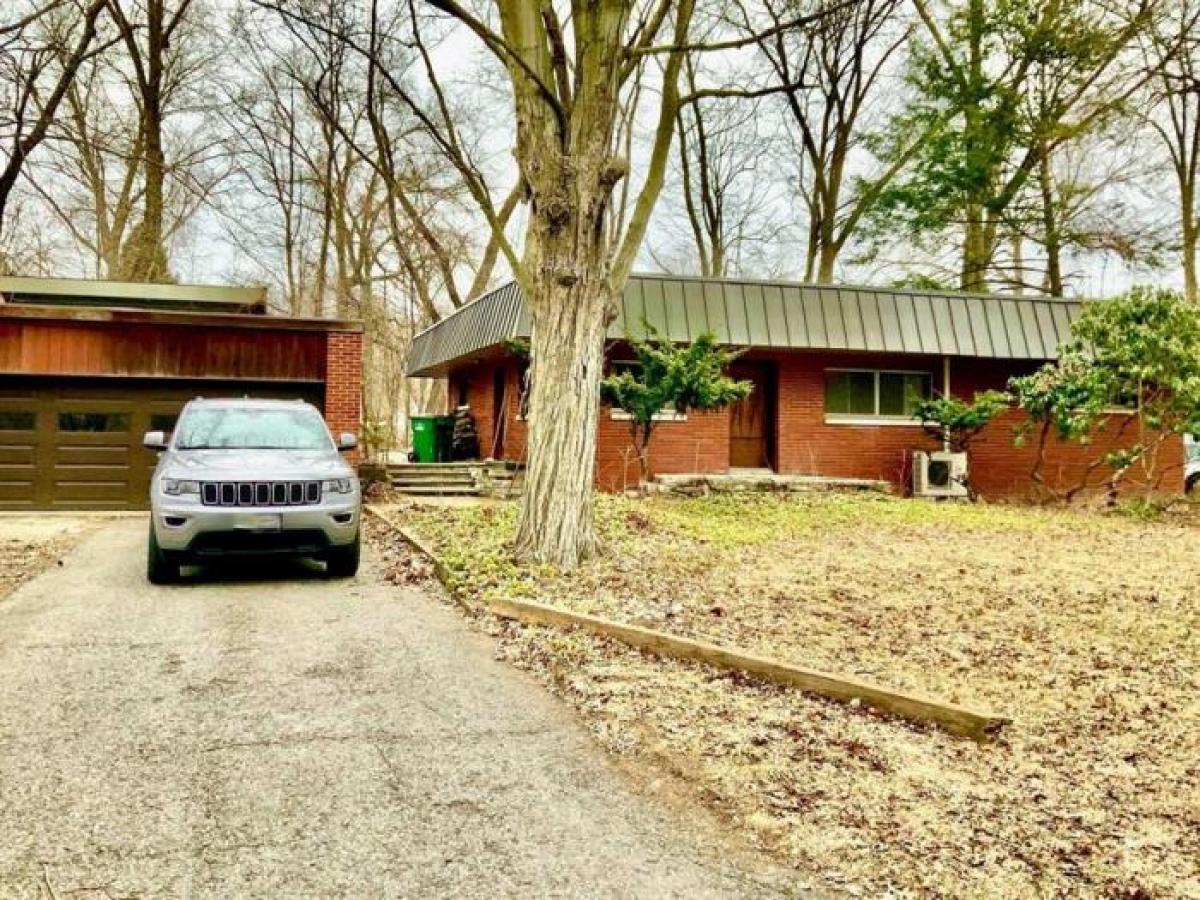 Picture of Home For Sale in Poughkeepsie, New York, United States