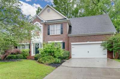 Home For Sale in Suwanee, Georgia